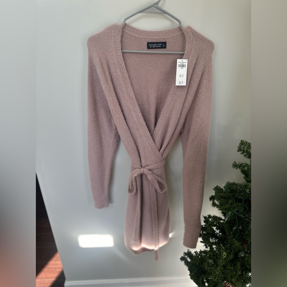 Abercrombie & Fitch wrap front Midi dress- size L NWT